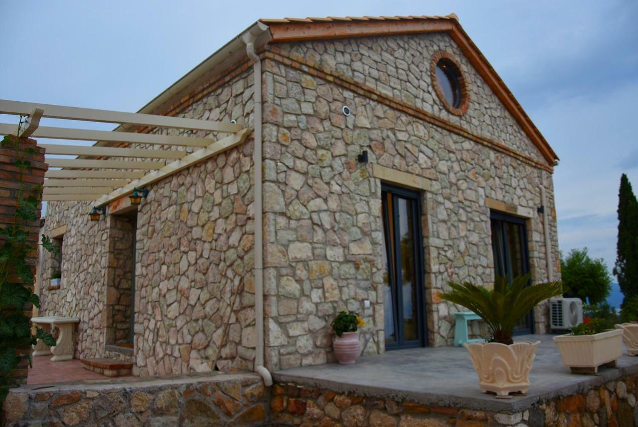 Casa Pietra Kontokali